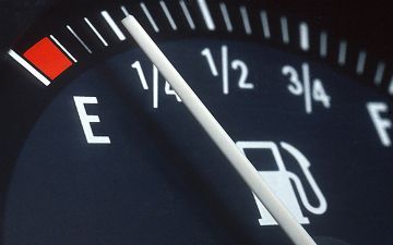 Рассказываем узбекистанцам, как изменить манеру вождения для экономии бензина