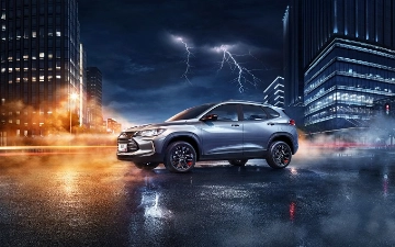 Chevrolet Tracker: еще более стильный и комфортный в комплектации Redline