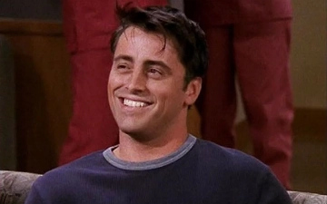 На YouTube-канале ситкома «Друзья» опубликованы восемь ранее не выходивших в эфир серий спин-оффа «Джоуи» с Мэттом ЛеБланом в главной роли