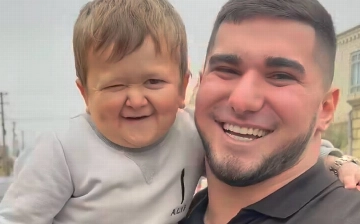 «Когда мы вместе, шайтаны плачут»: Хасбик и Тамаев помирились после ссоры за продажу боя — видео