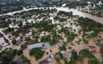 Не менее 40 жителей Боливии стали жертвами наводнений
