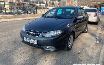 В каком месяце в Узбекистане произвели больше всего автомобилей «Джентра»