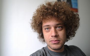 Российский блогер Варламов пошутил над решением узбекских властей платить гражданам за ходьбу 