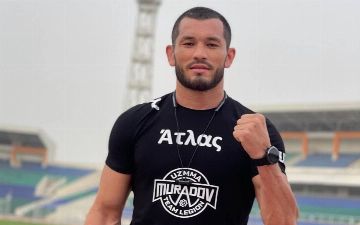 Боец Махмуд Мурадов появился на обложке чешского журнала