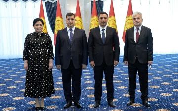 Президент Кыргызстана принял верительные грамоты от посла Узбекистана