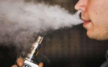 «Болезнь вейперов»: в России выявили первый случай EVALI
