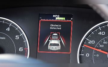 Перечисляем самые ненужные помощники в автомобиле