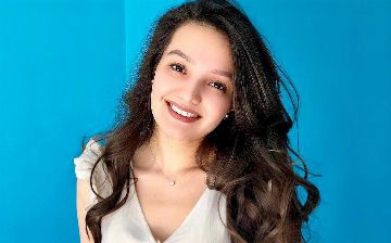 Ведущей Хусноре Шодиевой не всегда нравилось ее имя, узнайте, с чем это связано