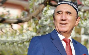 Президент наградил Шерали Джураева орденом