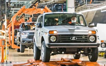 В России производство новых автомобилей упало на 70%