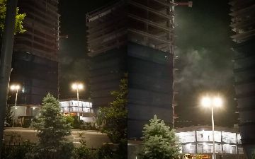 Ташкентцы пожаловались на слетающий мусор и пыль со строящегося бизнес-центра Trilliant