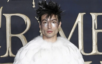 Эзра Миллер извинился за свое поведение и начал лечение