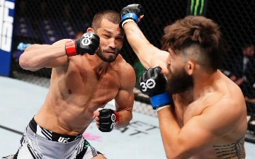 Мурадов одолел Барберену на UFC Fight Night 224 (видео)