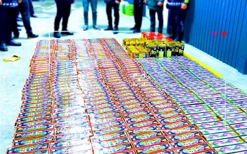 В Ташкент пытались провезти более 800 тысяч единиц пиротехники