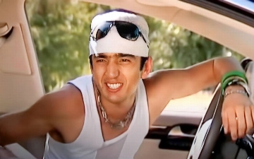 Актер Отабек Мирзахолов рассказал, что фильм 2007 года «Бойвачча» собрал более $550 тысяч