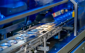 Инновации на рынке напитков: как отечественный производитель успешно внедрил лазерную технологию