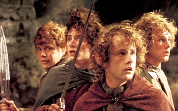 Warner Bros. работает над новыми фильмами по «Властелину колец»