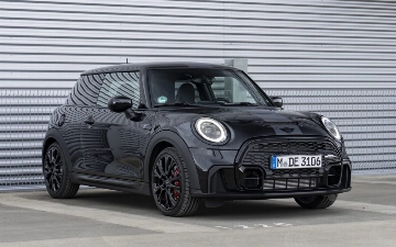 У MINI Cooper появилась заряженная версия