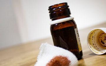 Пользователи сети советуют запасаться йодом для защиты от радиации – однако это может серьезно навредить