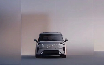 В сети полностью раскрыли дизайн салона и экстерьера минивэна Volvo EM90
