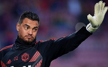 Экс-вратарь «Манчестер Юнайтед» Серхио Ромеро стал игроком «Венеции» 