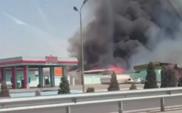В Кашкадарье произошел крупный пожар на газозаправочной станции