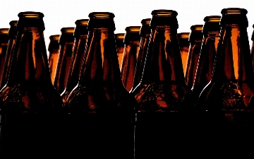 Эксперт рассказал, как бороться с незаконным оборотом контрабандного алкоголя