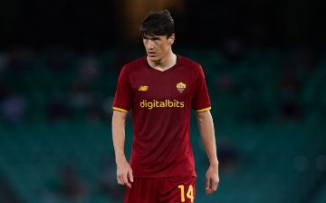 Моуринью внесет Шомуродова в основной состав на матч против «Лечче». Для этого есть веская причина