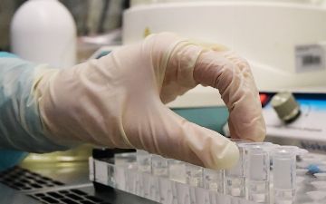 Вакцинированные не распространяют коронавирус — Роспотребнадзор