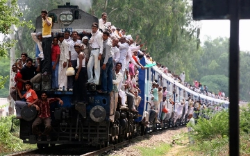 ООН: Через год Индия обгонит Китай по количеству населения