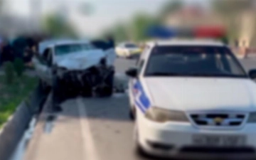 В Коканде столкнулись Gentra и Mercedes, погибли два человека