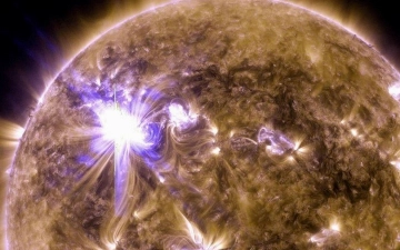На Солнце произошла вспышка последнего класса мощности