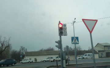 За второе пересечение дороги на красный свет могут привлечь к уголовной ответственности