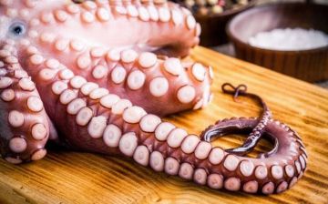 Опасная еда для туристов, которую нужно избегать в Египте, Турции и на Кипре