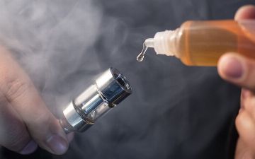 Ученые выяснили, как вейпы и сигареты влияют на ДНК