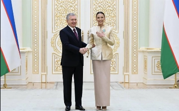 Лола Юлдашева удостоена высокой государственной награды