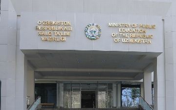 МНО считает, что освещение в СМИ случаев самоубийства, беременности и родов в раннем возрасте может негативно сказаться на молодежи