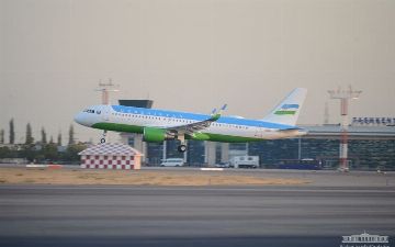 Шавкат Мирзиёев закончил визит в Таджикистан и вернулся в Ташкент