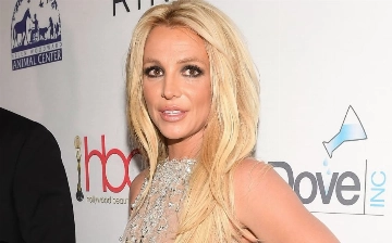 Бритни Спирс показала нового возлюбленного