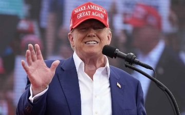 Трамп решил отозвать почти 30 американских дипломатов из зарубежных посольств