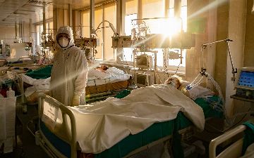 В интернете массово распространяют фейки о смерти после вакцины от коронавируса 