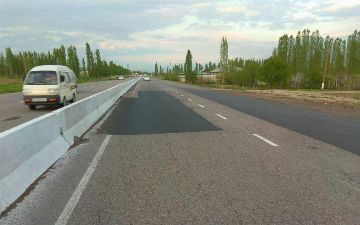 Шофер хокима Юкоричирчикского района сбил 16-летнюю девушку: она скончалась по дороге в больницу