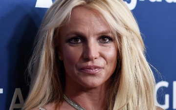 Бритни Спирс удочерила ребенка