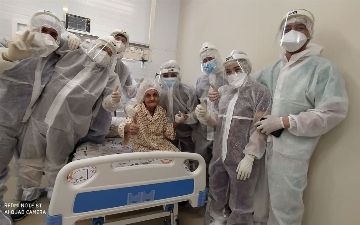 В Узбекистане 99-летняя женщина полностью вылечилась от коронавируса