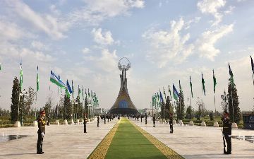 «Мы должны принимать все этапы нашей истории как единое целое и всесторонне изучать их», — Шавкат Мирзиёев