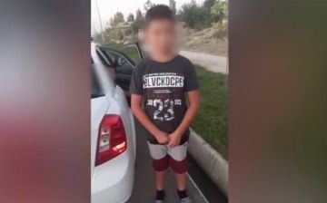 «Уже год езжу по нашим улицам», - в Джизаке за рулем автомобиля оказался 13-летний мальчик