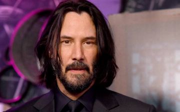 Киану Ривз подарил каскадерам роскошные часы Rolex стоимостью 10 тысяч долларов — фото