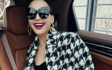 Лола Юлдашева показала человека, с которым связанно почти каждое ее мгновение в уходящем году - видео