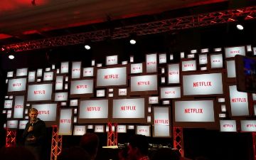 В сеть выложили скрипты, которые позволяют скачивать фильмы с Netflix, Amazon Video и других онлайн-кинотеатров