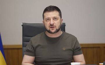 «Люди будут стесняться говорить по-русски за границей». Зеленский дал интервью российским СМИ — видео